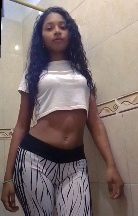 La morenita más ardiente que puedes Ber aquí. Estoy a tu servicio   ben a esperimentar muchas cosas calientes con migo